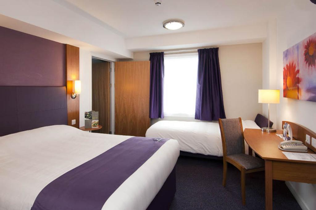 Comfort Inn Kensington Londres Chambre photo